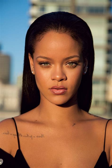 maquillaje Rihanna fenty beauty